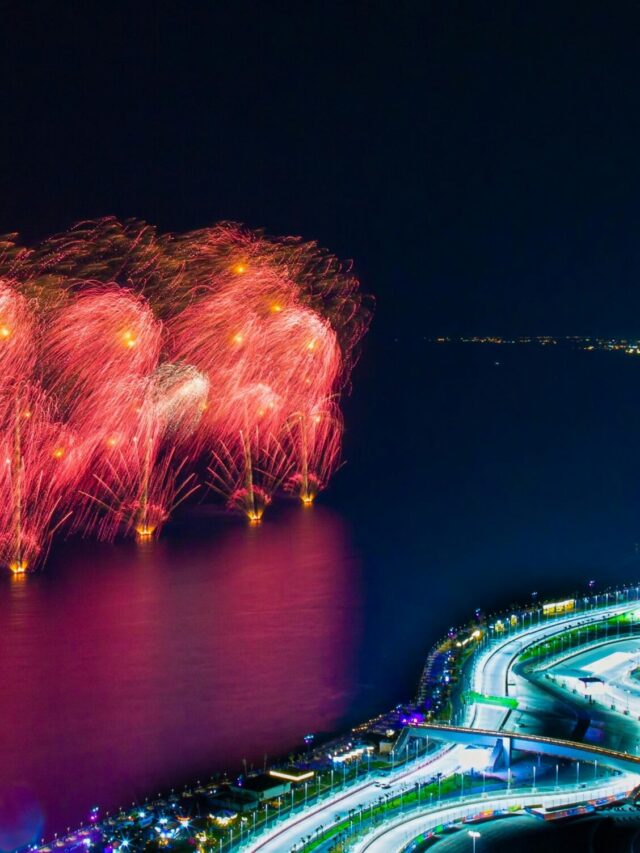Amazing Drone Show Lights Up the Sky in China
